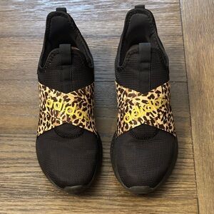 Adidas Women's Pure Motion adapt running shoes Black and Leopard print